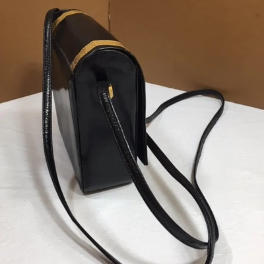 VINTAGE RODO Black Leather w/Gold Trim Italian Shoulder Bag